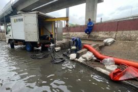 SDA Jakut siagakan mesin pompa antisipasi potensi banjir rob