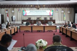DPRD HSS gelar rapat gabungan komisi bahas RPPLH