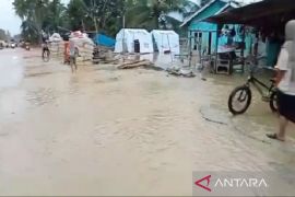 Tanggul jebol, Aceh Tamiang kembali diterjang banjir luapan sungai