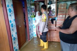 Kantor Desa Ketos Serang disiapkan tampung warga terdampak banjir