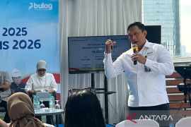 Bulog meminta Pinwil stok beras 50 ton di bandara titik bencana