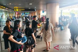 Arus balik Natal penumpang Bandara Supadio meningkat 10 persen
