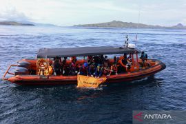 Indonesia Police confirm identity of Spanish coach in boat accident