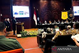 Dirut Bulog bidik pemanfaatan gudang TNI-Polri hadapi panen awal 2026