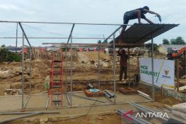 Baznas bangun MCK darurat bantu korban terdampak bencana di Pidie Jaya Aceh