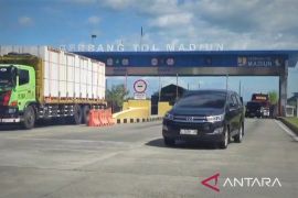 110.855 kendaraan lintasi GT Madiun saat libur Nataru