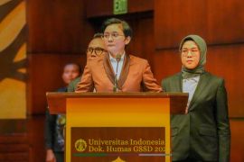 Kompol Seala angkat isu pemolisian komunitas dalam promosi doktor UI