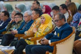 Khofifah tegaskan kampus mitra dorong pembangunan berkelanjutan