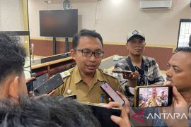 DLH Serang Banten hentikan sementara kiriman sampah dari Kota Tangsel