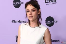 Kristen Stewart Blak-blakan Ingin Menyutradarai Ulang Film Twilight