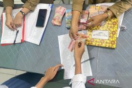 SMKN 4 Kendari kembalikan pungutan iuran siswa Rp200 juta