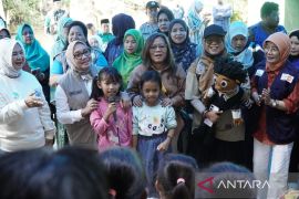 Kekerasan anak oleh ayah menjadi alarm serius rumah masih punya risiko kekerasan