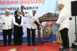 Pemkab Bekasi minta koperasi jalin sinergi sektor industri