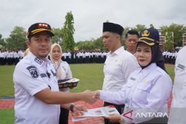 Ribuan PPPK Paruh Waktu resmi dikukuhkan, Paluta perkuat layanan publik