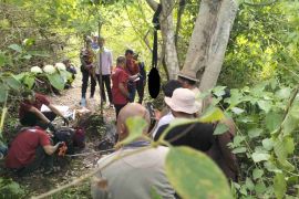 Polisi selidiki penemuan mayat perempuan di hutan Sekotong Lombok Barat