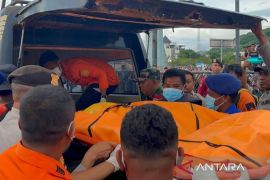 Spanyol kembali minta perpanjangan pencarian korban kapal tenggelam