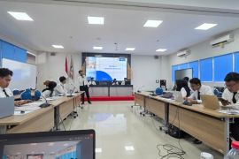 Mahasiswa TRKP SV Undip tempuh penilaian akhir magang industri