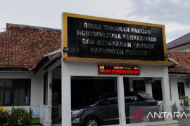 Pemkab Cianjur menerapkan larangan perkebunan sawit di Cianjur