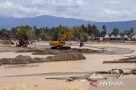 Kementerian PU siapkan 50 alat berat normalisasi sungai di Sumbar