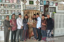 Anggota DPRD Kulon Progo anjangsana ke pondok pesantren dan panti asuhan