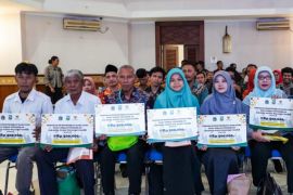 Baznas Jakpus berikan santunan kepada 1.000 guru