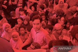 Wapres Gibran bantu pemulihan psikologi anak korban banjir di Banjar