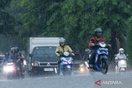 Hujan lebat-sangat lebat berpotensi turun di sejumlah wilayah