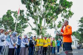 Pemkot Bogor tertibkan pohon di kawasan pusat kota saat Jumsih