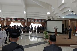 Wabup HSS lantik dan kukuhkan 148 pejabat administrator dan pengawas