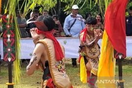 Lawang Sakepeng simbol tekad menjaga nilai adat Dayak di tengah modernisasi