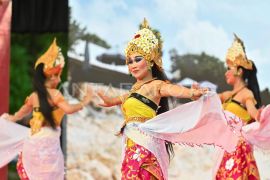 Studi Membuktikan Aktivitas Kreatif Berperan Menjaga Otak Tetap Muda