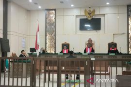 Hakim vonis terdakwa korupsi pembangunan gedung arsip 16 bulan penjara