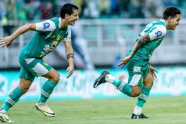 Persebaya menang tipis 2-1 atas Malut United