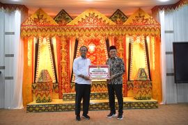 Solidaritas lintas daerah salurkan bantuan Rp10,3 miliar untuk Aceh