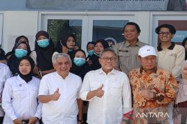 Zulhas targetkan penerima manfaat MBG capai 80 juta