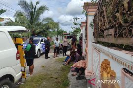 Lansia ditemukan meninggal saat berupaya hidupkan motor mogok di Palangka Raya