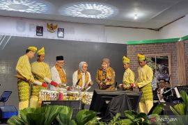 Mendikdasmen meluncurkan Permendikdasmen perkuat sekolah aman nyaman