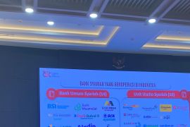 OJK Sulselbar dan Unismuh Makassar dorong literasi keuangan syariah