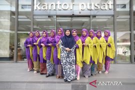 Dukung Pelestarian Budaya Melayu,  DWP BRK Syariah Ikuti Tari Zapin Masal