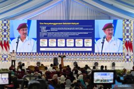 Gus Ipul tegaskan tidak ada KKN dalam Sekolah Rakyat di hadapan Presiden