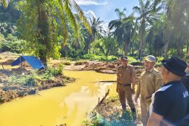 Tinjau tambang emas ilegal, Bupati Aceh Jaya: Sudah merusak hutan