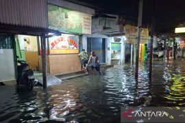 Banjir di Jakarta mulai surut, sisa 28 RT dan 6 ruas jalan tergenang