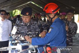 TNI AL Makassar keluarkan imbauan untuk nelayan terkait cuaca ekstrem