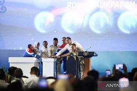 Prabowo tegaskan pembenahan menyeluruh direksi BUMN