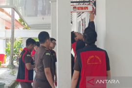 Kejati Kalteng geledah KPU, Kesbangpol hingga Setwan Kotim