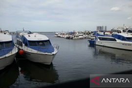 Cuaca buruk, Dishub kembali hentikan penyebrangan ke Kepulauan Seribu