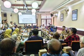 Komisi A DPRD Surabaya: Wali Kota jangan takut kehilangan investor