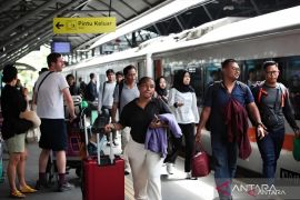 Daop 8 catat 6,05 juta penumpang gunakan kereta api pada 2025