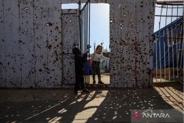 Asa anak-anak Gaza bersekolah di Yellow Line