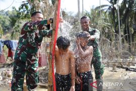 Kemhan dan Unhan berupaya sediakan air bersih untuk warga Aceh
